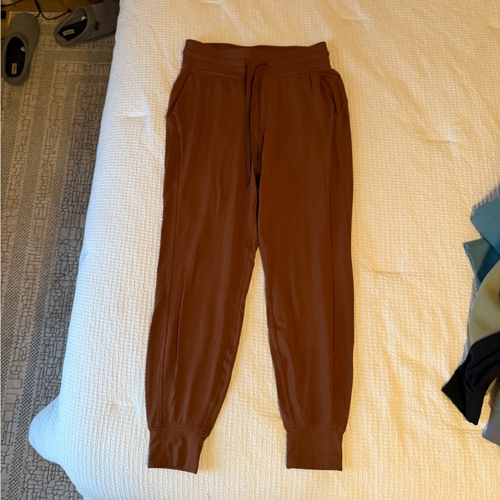 Like new lululemon joggers